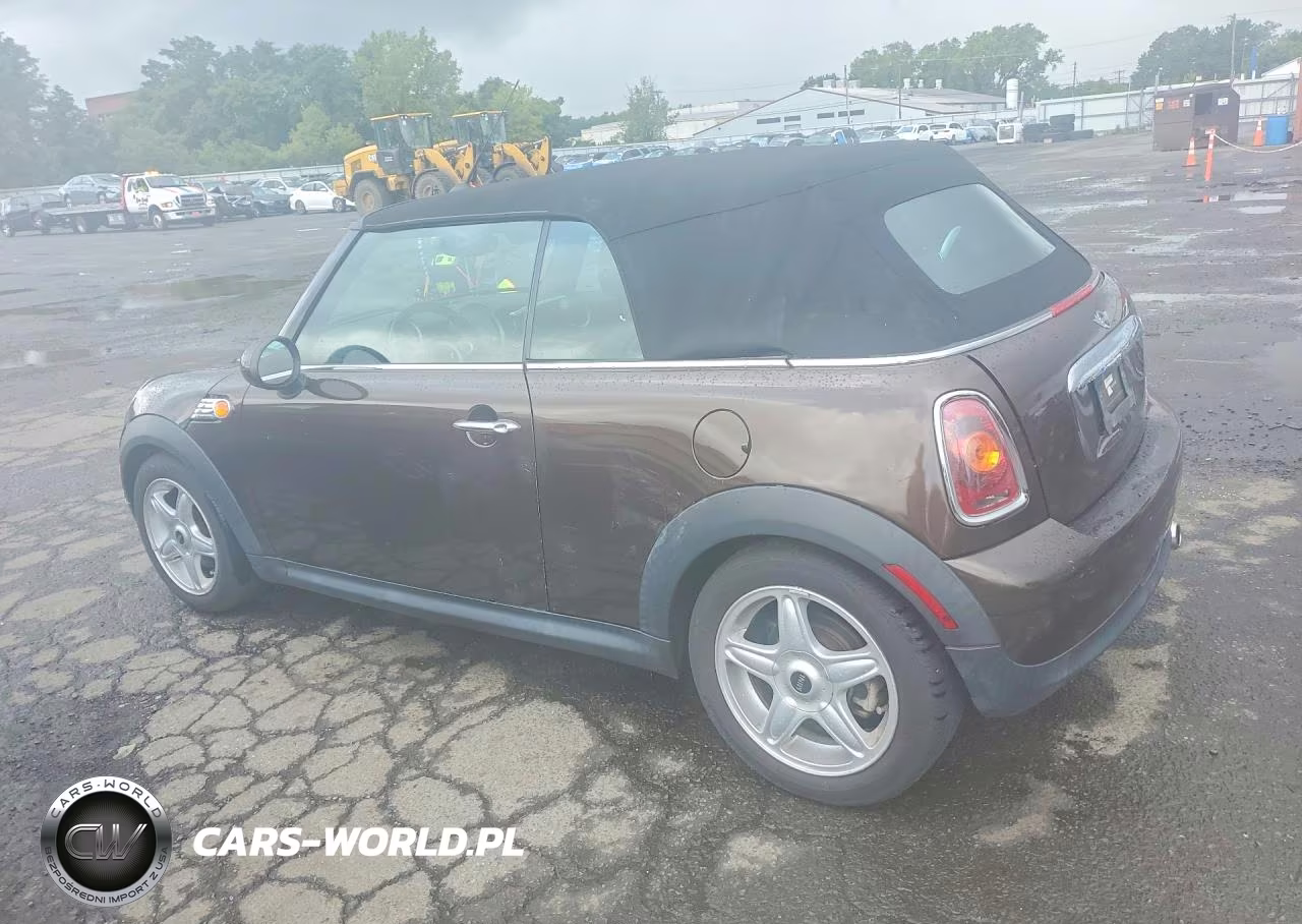2009 Mini Cooper VIN:WMWMR33539TU96615 - 2