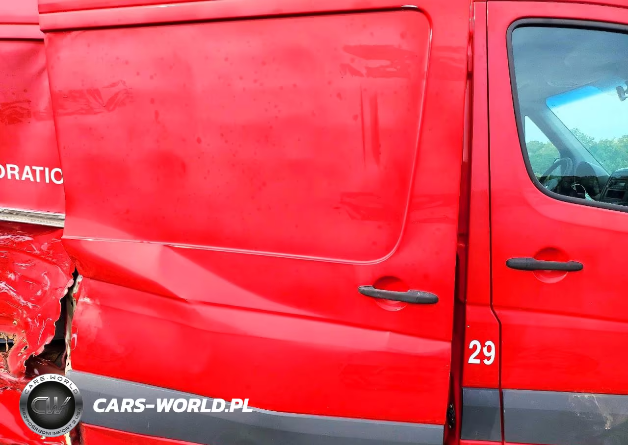 2010 Freightliner Sprinter 2500 Delivery Van VIN:WDYPE8CCXA5471358 - 11