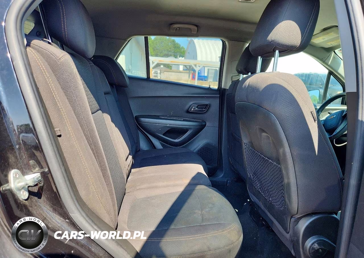 2020 Chevrolet Trax Ls VIN:KL7CJKSB2LB087832 - 10