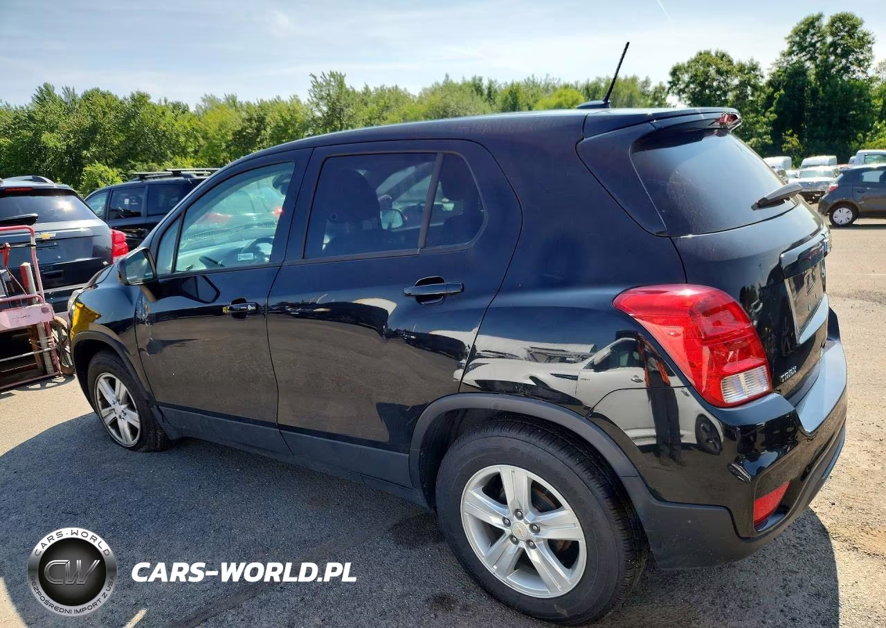 2020 Chevrolet Trax Ls VIN:KL7CJKSB2LB087832 - 2