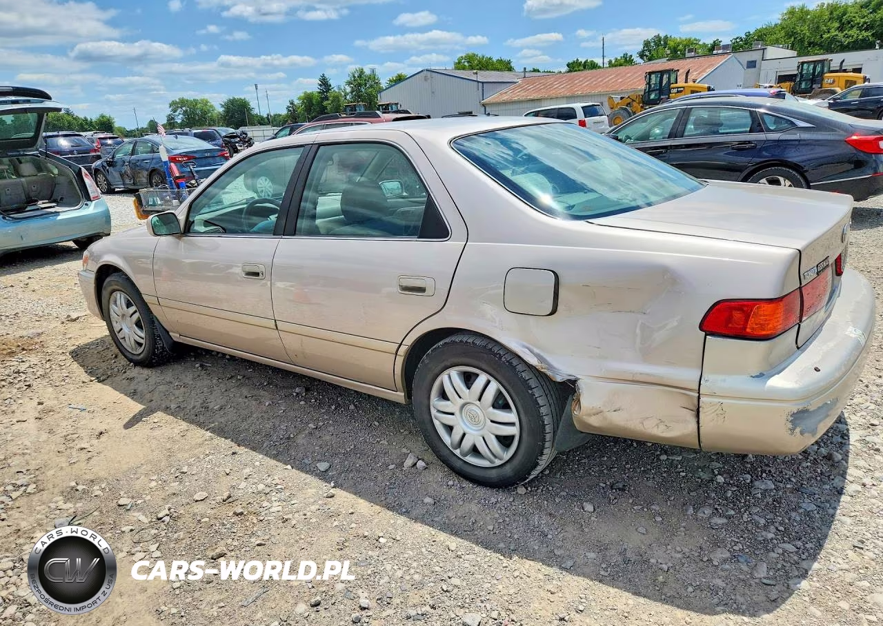 2000 Toyota Camry Le VIN:4T1BG22K6YU977299 - 2