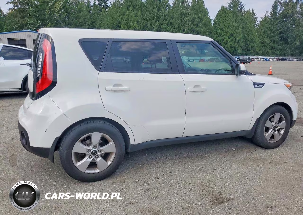 2017 Kia Soul Base VIN:KNDJN2A29H7461587 - 3