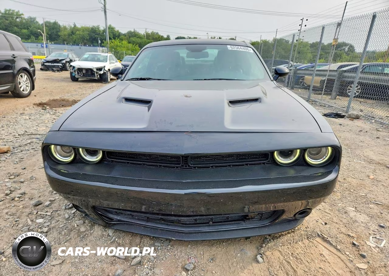 2019 Dodge Challenger Sxt VIN:2C3CDZAG8KH632720 - 5