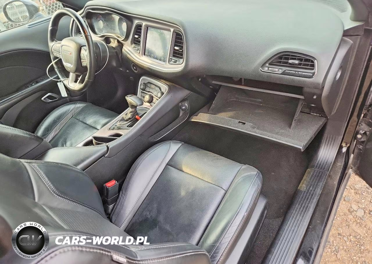 2019 Dodge Challenger Sxt VIN:2C3CDZAG8KH632720 - 8