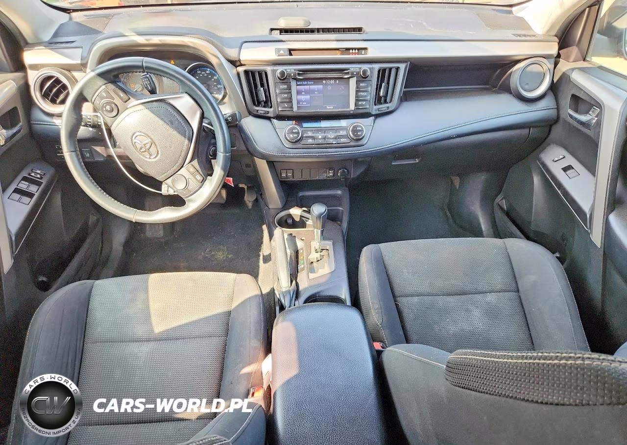 2018 Toyota Rav4 Xle VIN:2T3RFREV6JW803195 - 8