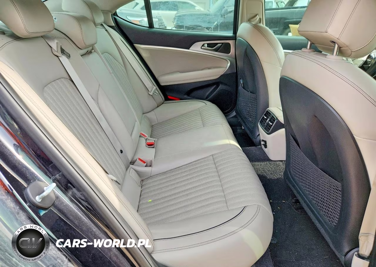 2020 Genesis G70 Elite VIN:KMTG34LA5LU060212 - 10