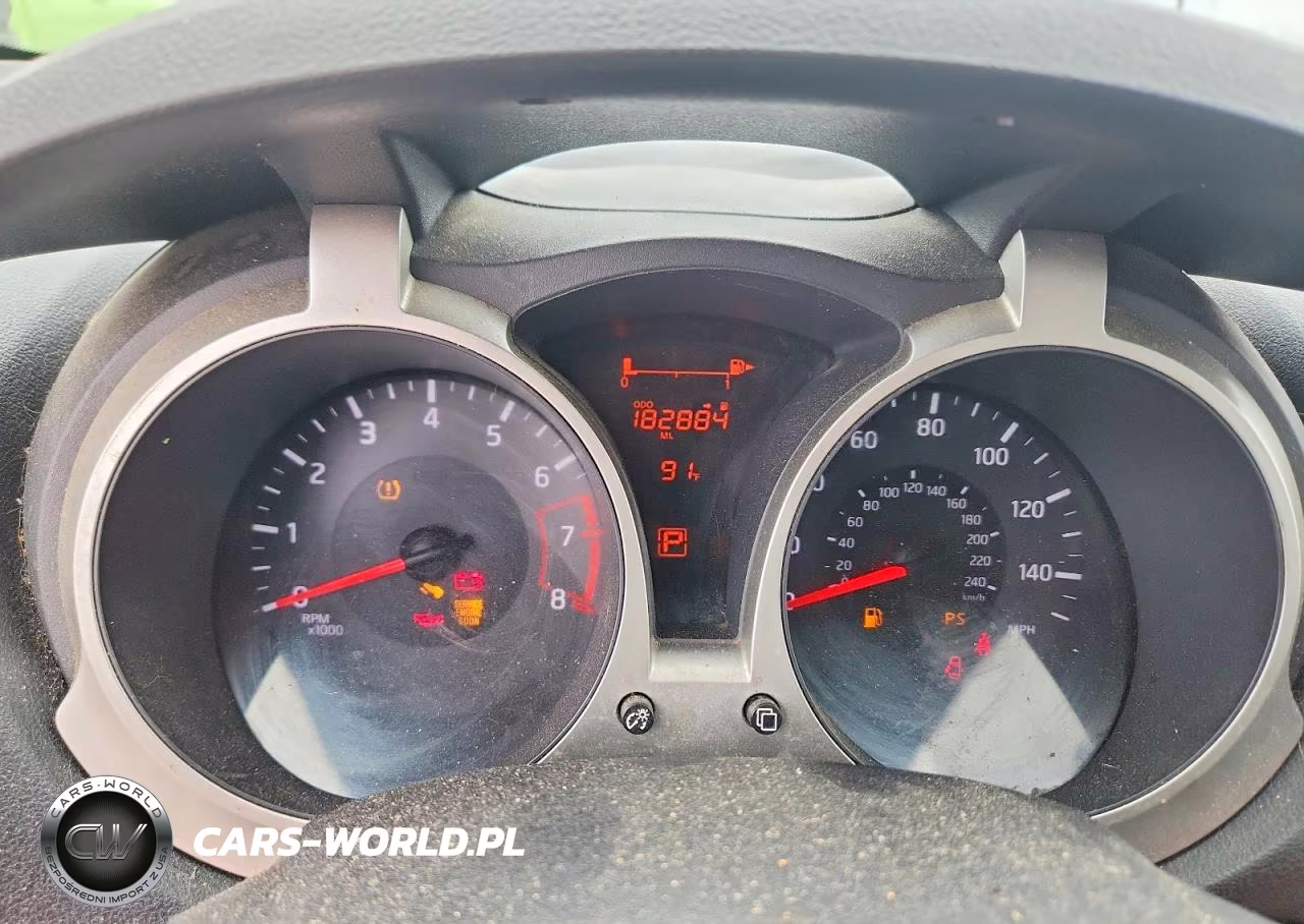 2016 Nissan Juke S VIN:JN8AF5MR8GT601162 - 9