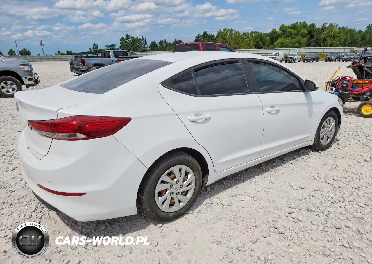 2018 Hyundai Elantra Se VIN:5NPD74LF6JH347020 - 3