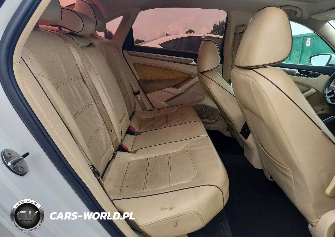 2018 Volkswagen Passat Se VIN:1VWBA7A35JC003514 - 10