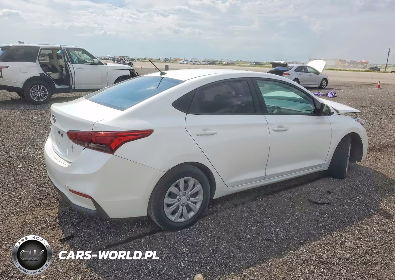 2021 Hyundai Accent Se VIN:3KPC24A63ME139442 - 3