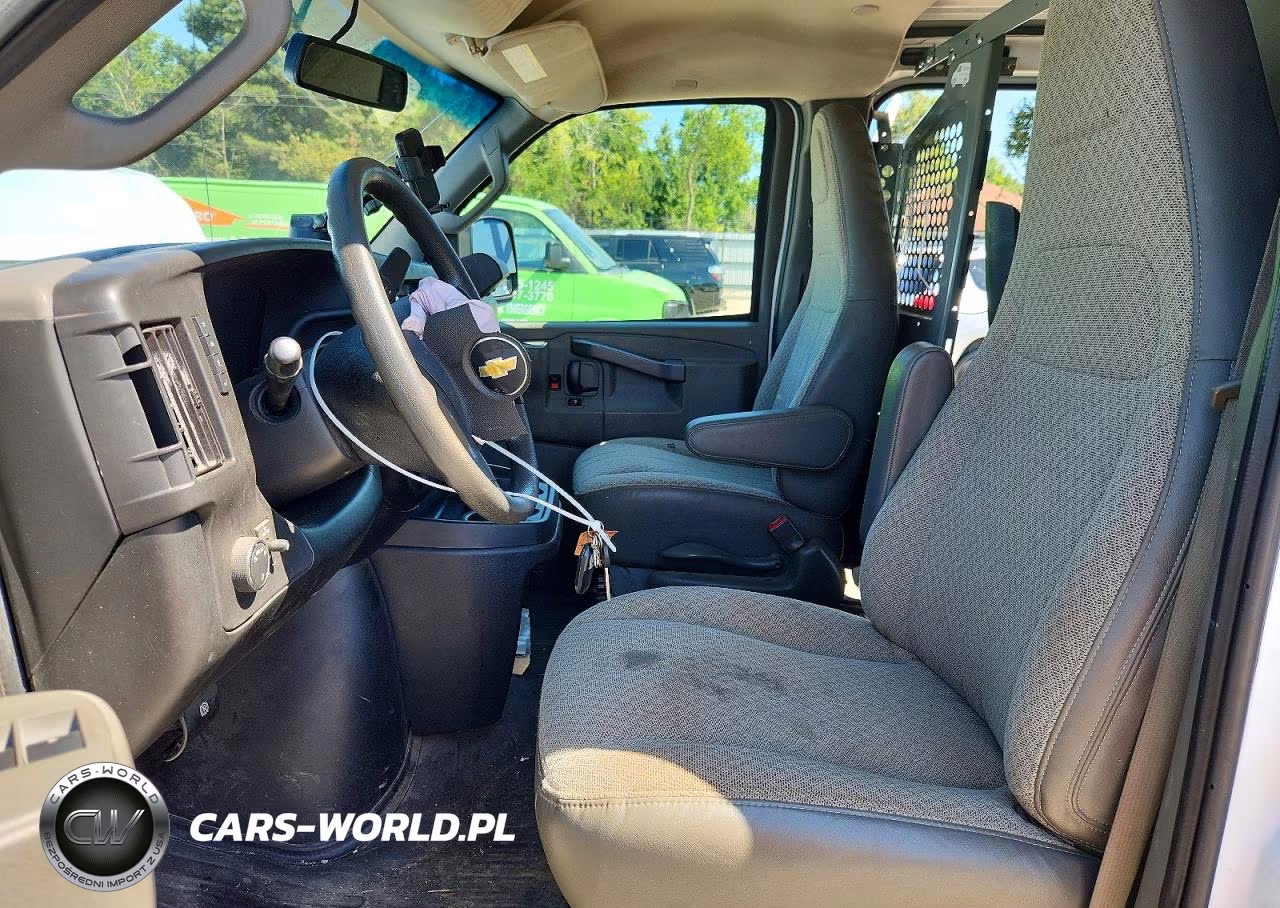 2020 Chevrolet Express G2500 VIN:1GCWGAFP0L1243399 - 7