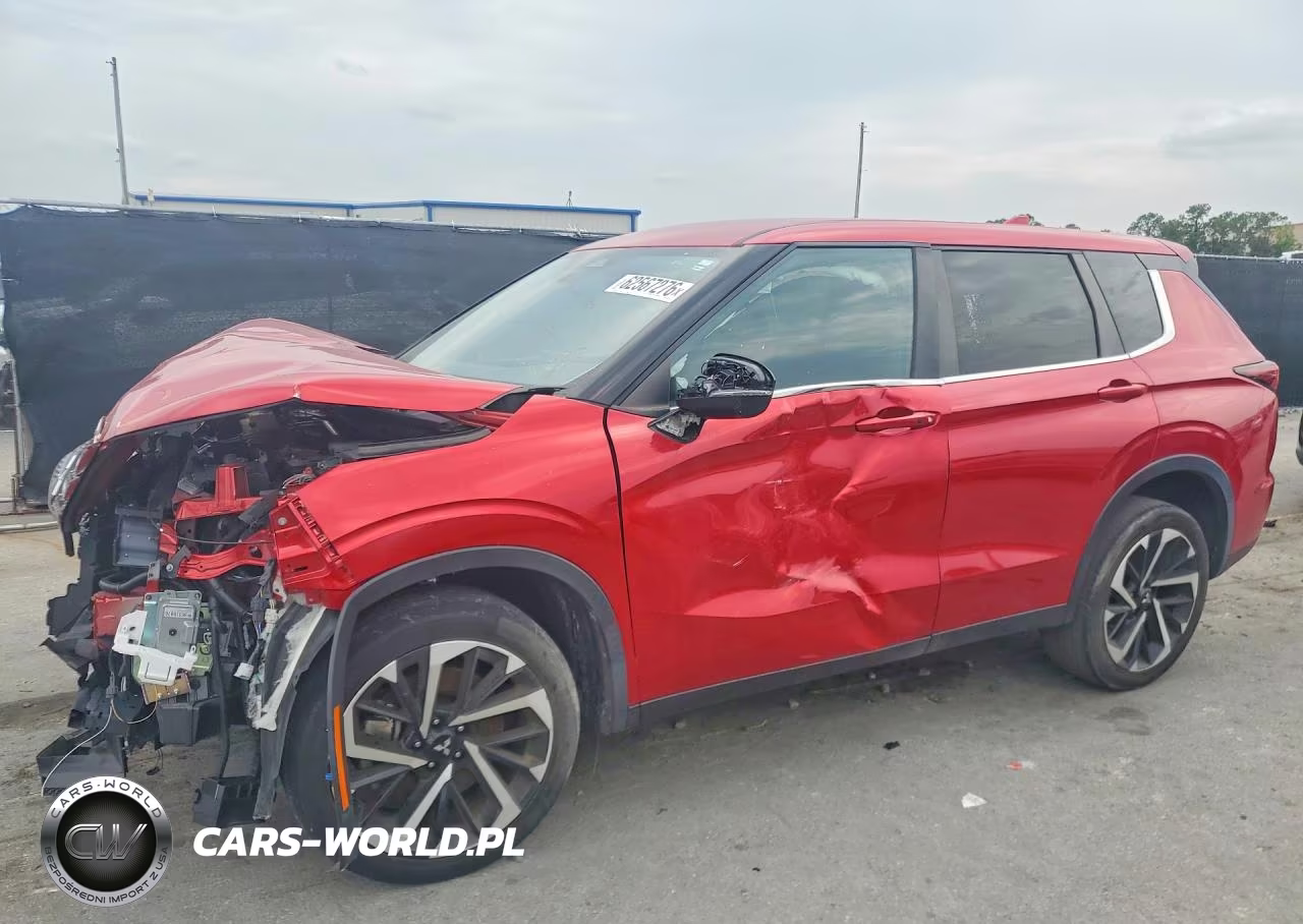 2023 Mitsubishi Outlander Se – zdjęcie 1 z 14