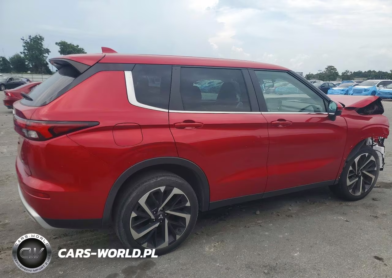 2023 Mitsubishi Outlander Se VIN:JA4J3UA82PZ039728 - 3