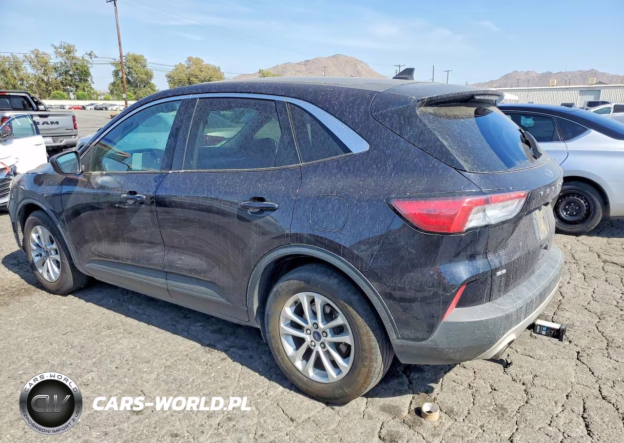 2021 Ford Escape Se VIN:1FMCU0G60MUB15588 - 2