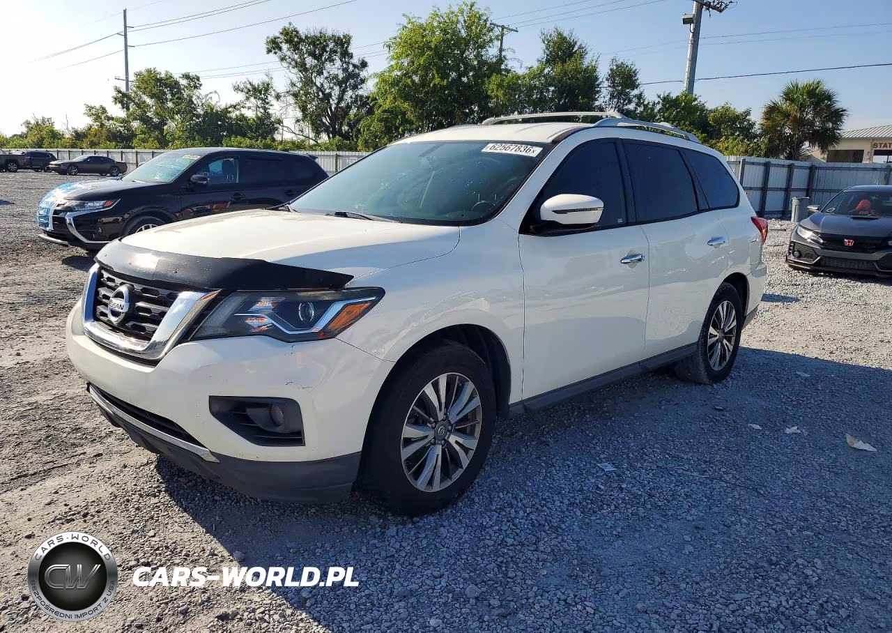2018 Nissan Pathfinder Sv