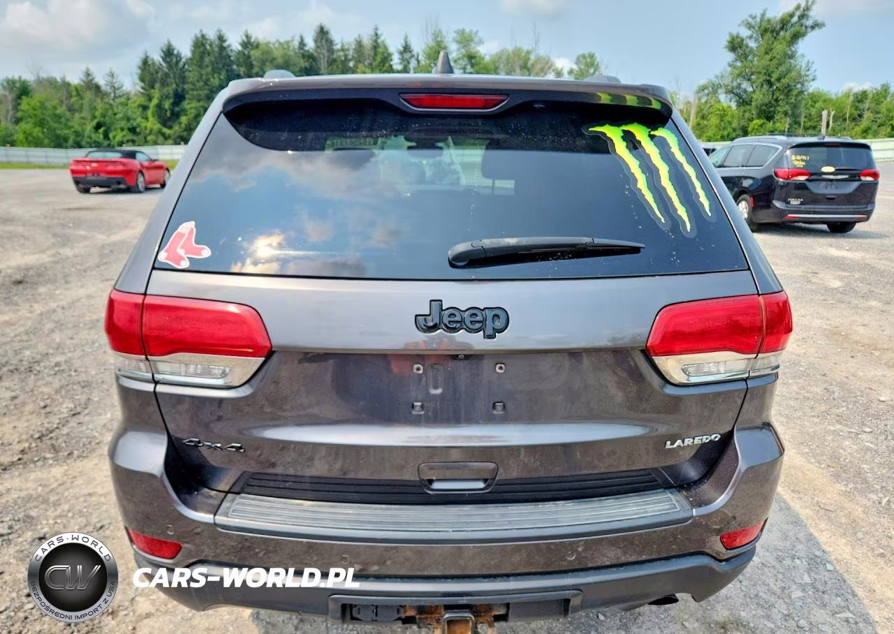 2017 Jeep Grand Cherokee Laredo VIN:1C4RJFAGXHC963582 - 6