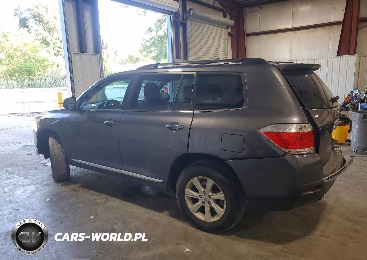 2012 Toyota Highlander Base VIN:5TDBK3EH8CS175214 - 2
