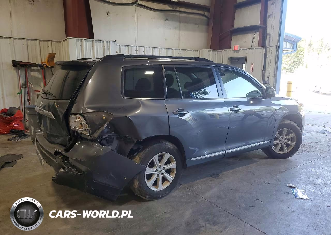 2012 Toyota Highlander Base VIN:5TDBK3EH8CS175214 - 3