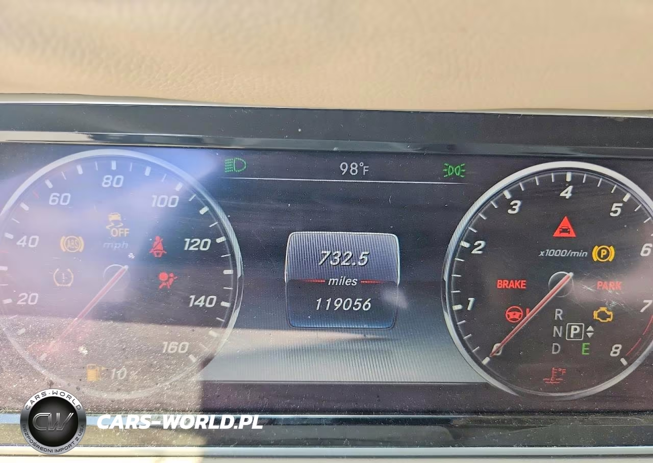 2015 Mercedes-Benz S 550 VIN:WDDUG8CB0FA136887 - 9