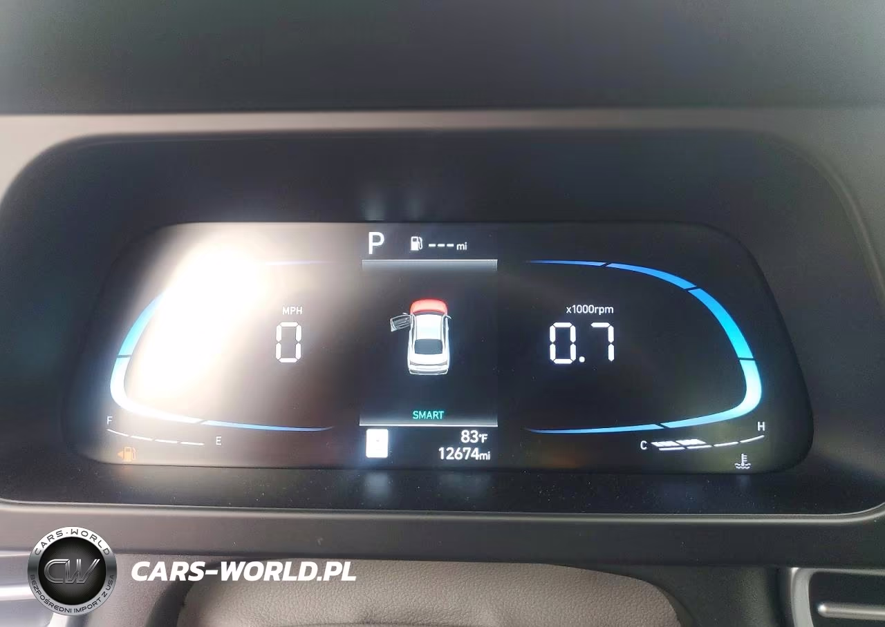 2026 Hyundai Elantra Sel Sport VIN:KMHLM4DGXTU113334 - 9