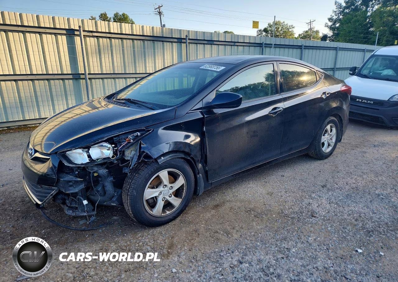 HYUNDAI ELANTRA