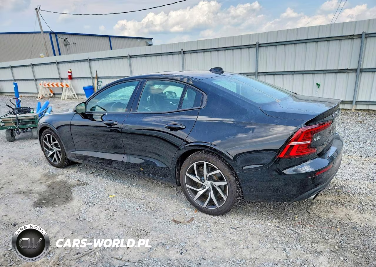 2019 Volvo S60 T6 Momentum VIN:7JRA22TK5KG016746 - 2