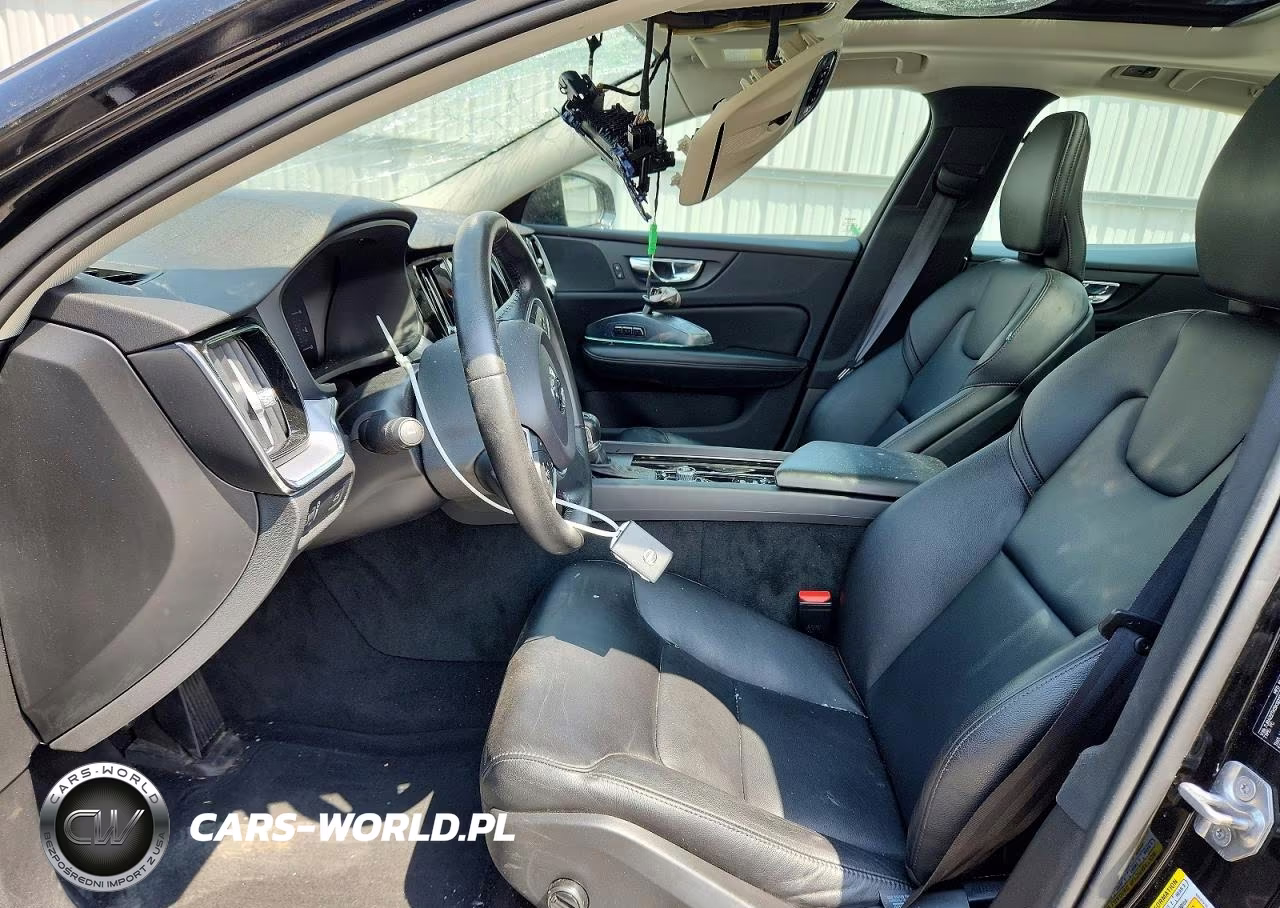 2019 Volvo S60 T6 Momentum VIN:7JRA22TK5KG016746 - 7