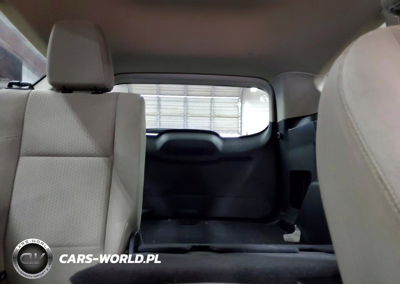 2017 Ford Escape Se VIN:1FMCU0GD2HUD04201 - 10