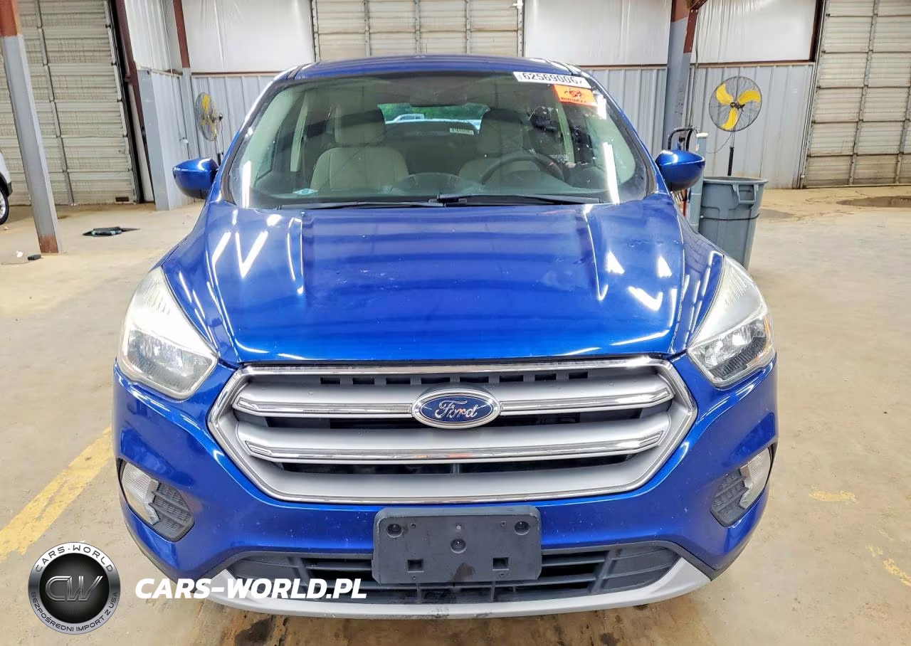 2017 Ford Escape Se VIN:1FMCU0GD2HUD04201 - 5