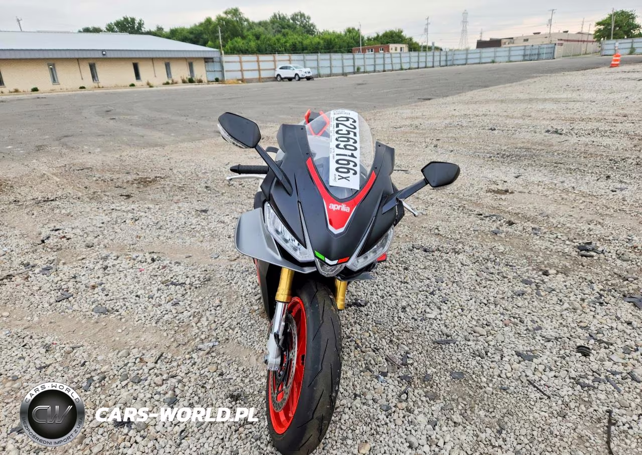 2024 Aprilia Rsv4 1100 VIN:ZD4KYUA08RS001135 - 2