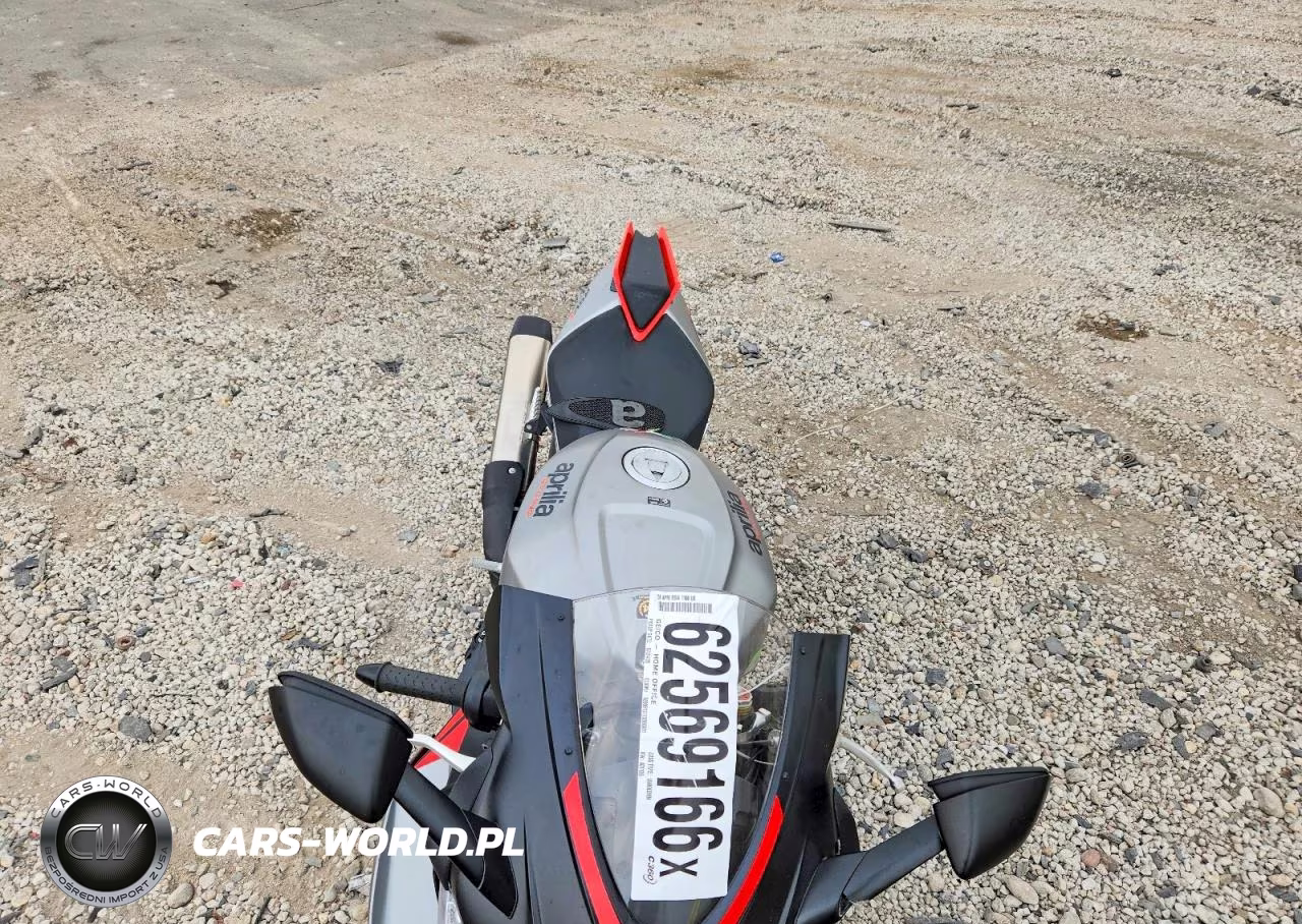 2024 Aprilia Rsv4 1100 VIN:ZD4KYUA08RS001135 - 5