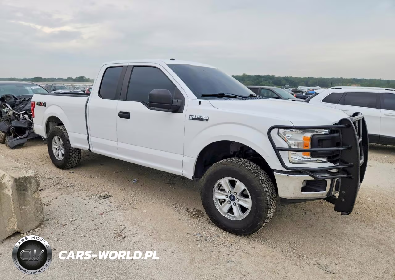 2018 Ford F150 Super Cab VIN:1FTEX1EP2JFC30909 - 4