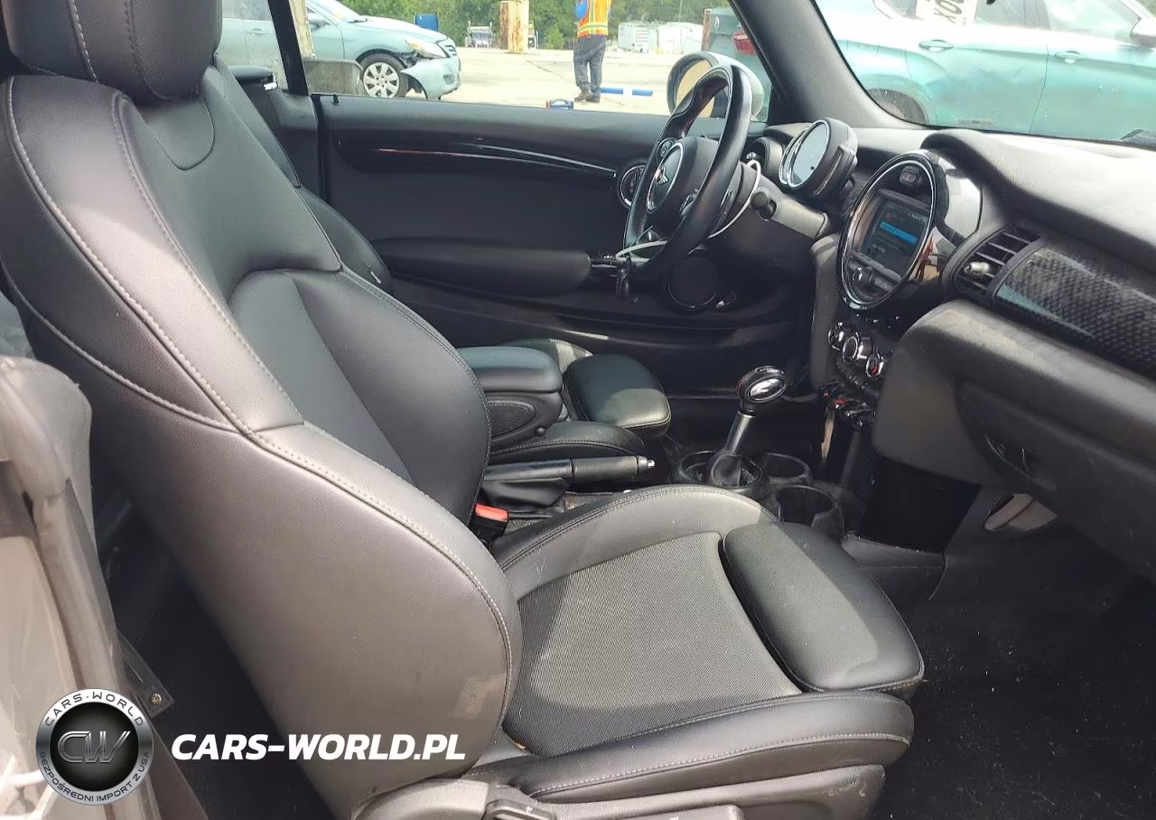 2019 Mini Cooper S VIN:WMWWG9C57K3E39828 - 10