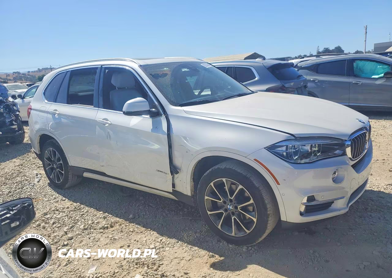 2018 BMW X5 xDrive35I VIN:5UXKR0C58J0X89682 - 4
