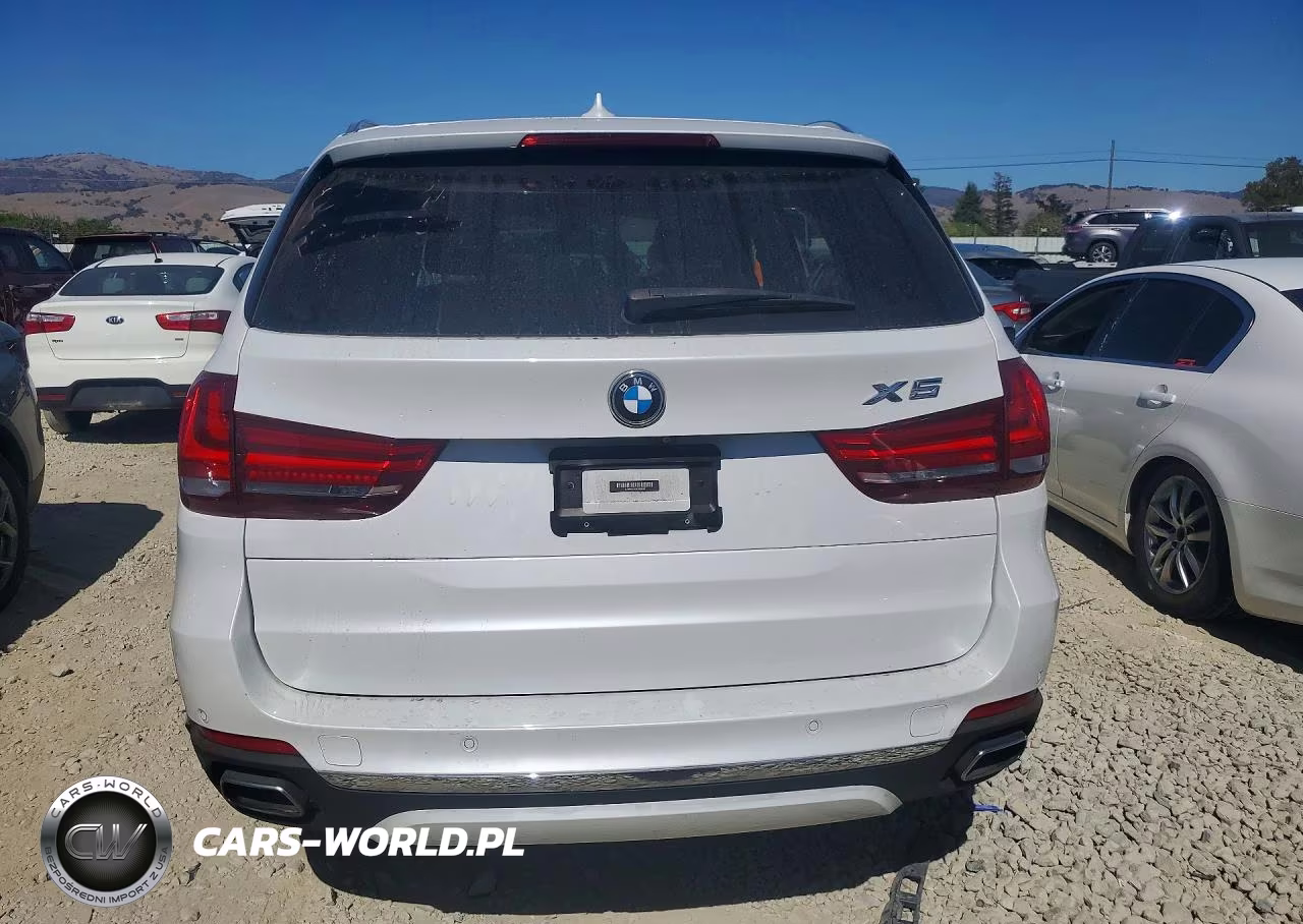 2018 BMW X5 xDrive35I VIN:5UXKR0C58J0X89682 - 6