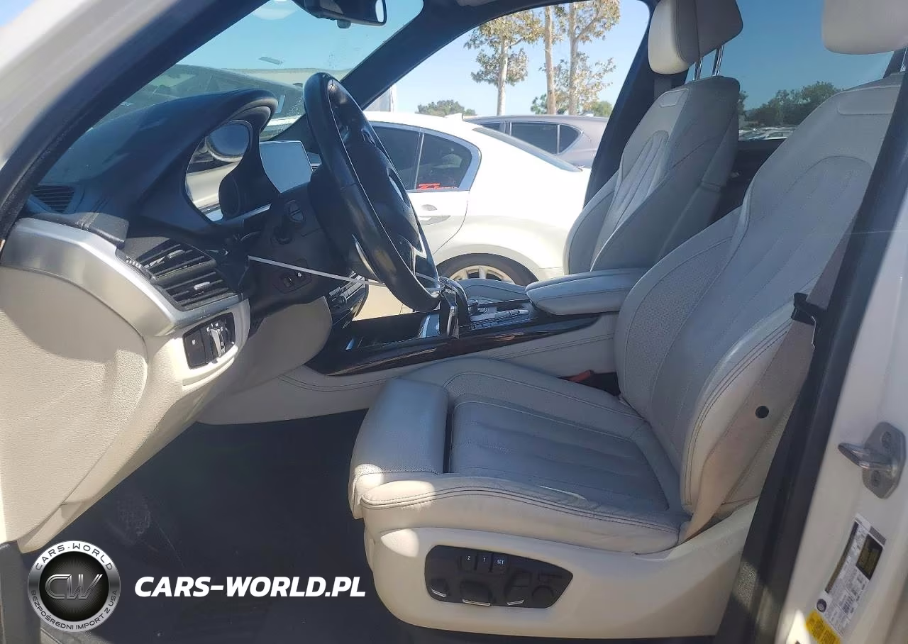 2018 BMW X5 xDrive35I VIN:5UXKR0C58J0X89682 - 7