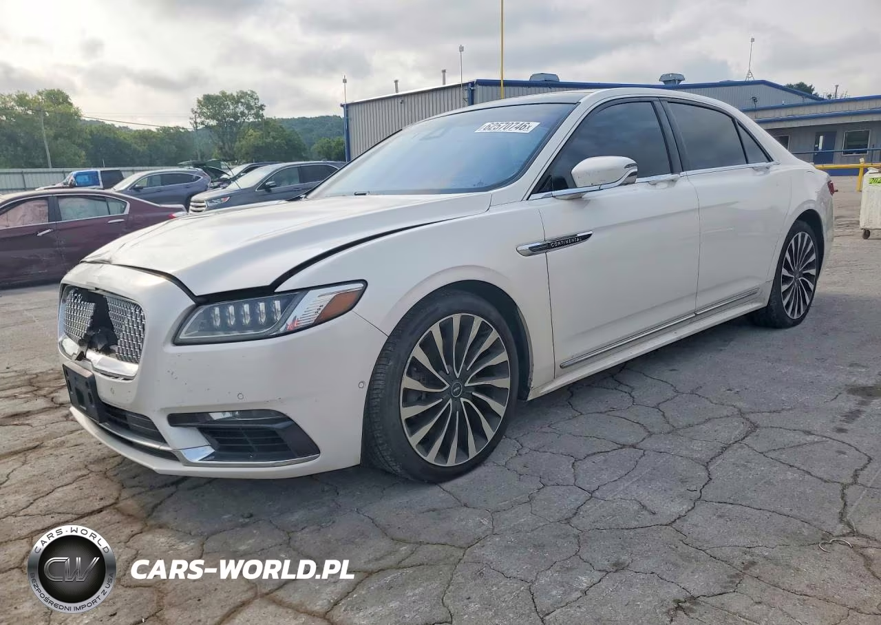 2018 Lincoln Continental Black Label
