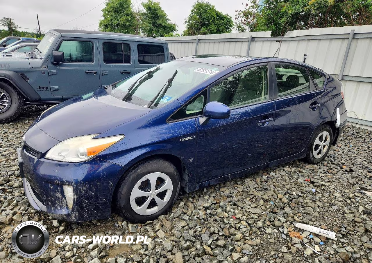 2012 Toyota Prius Three – zdjęcie 1 z 12