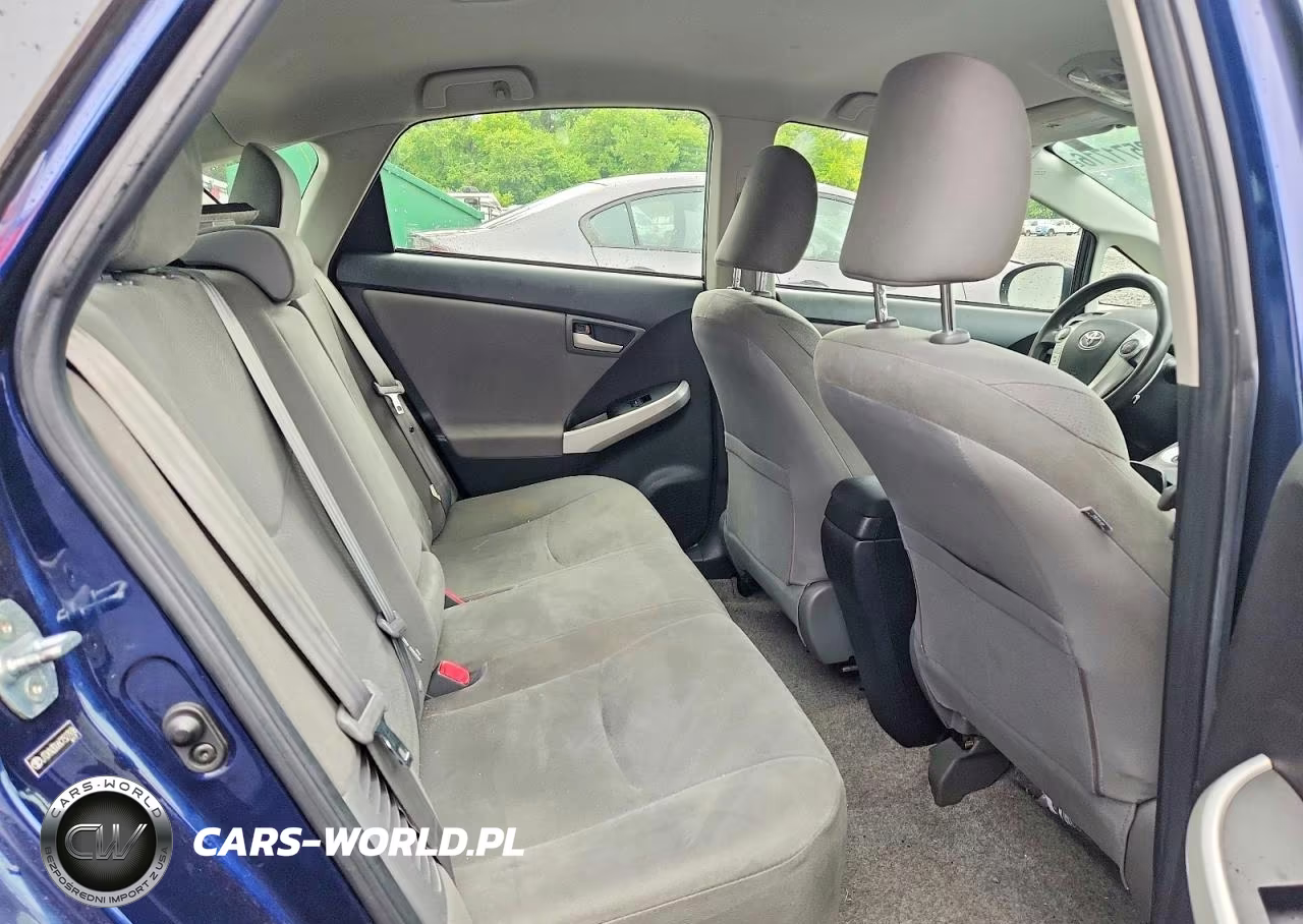 2012 Toyota Prius Three VIN:JTDKN3DU6C1527936 - 10