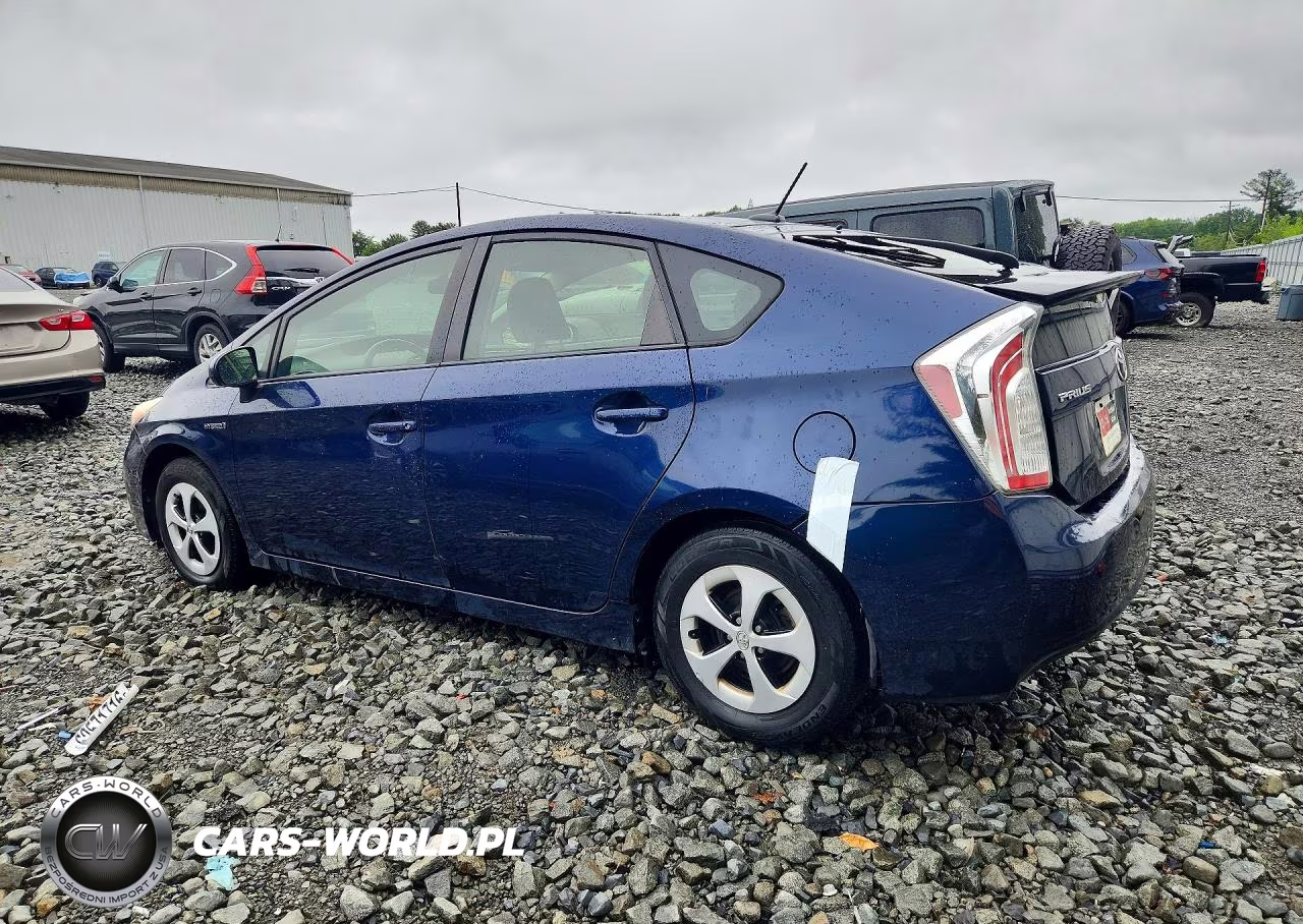 2012 Toyota Prius Three VIN:JTDKN3DU6C1527936 - 2
