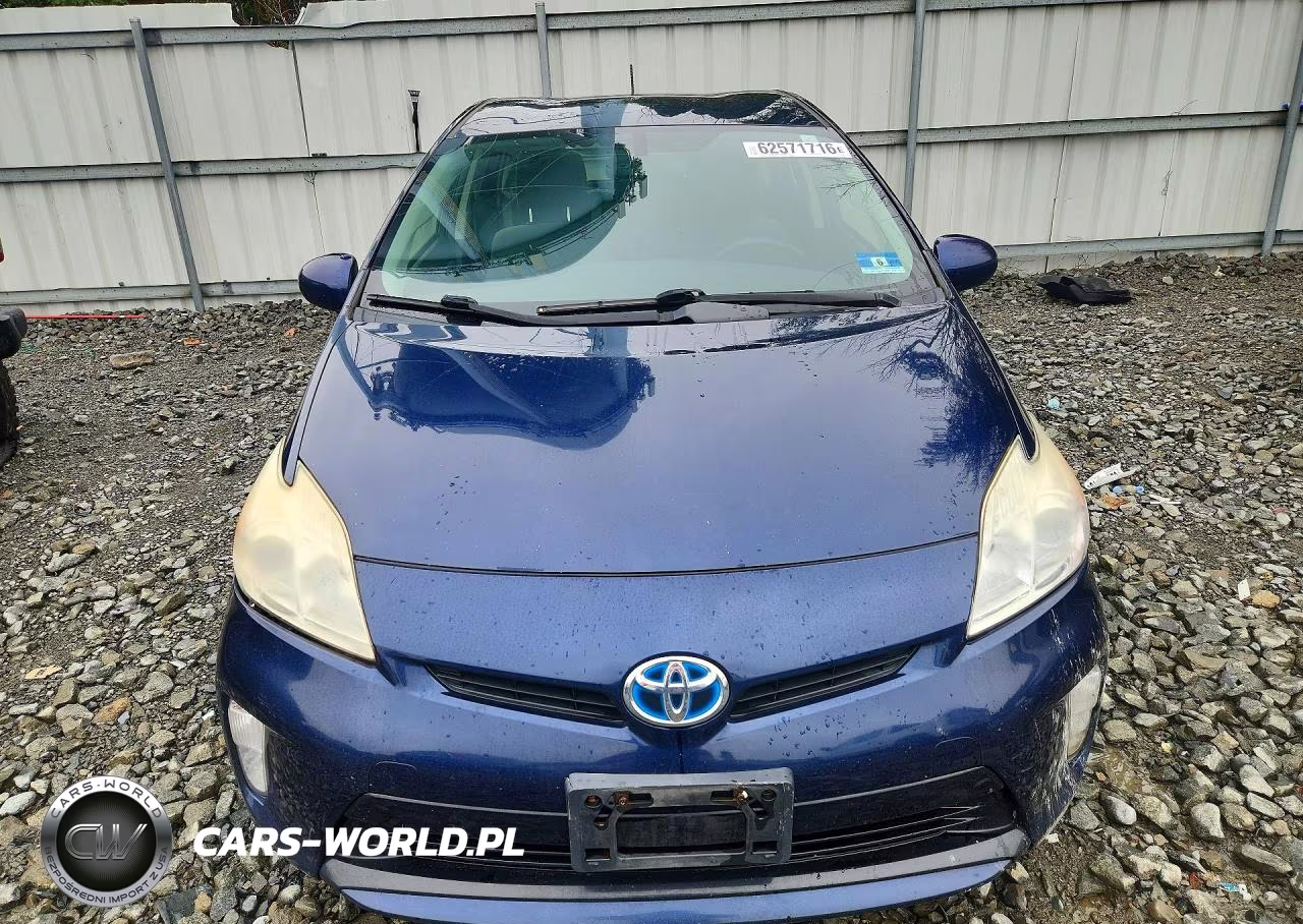 2012 Toyota Prius Three VIN:JTDKN3DU6C1527936 - 5