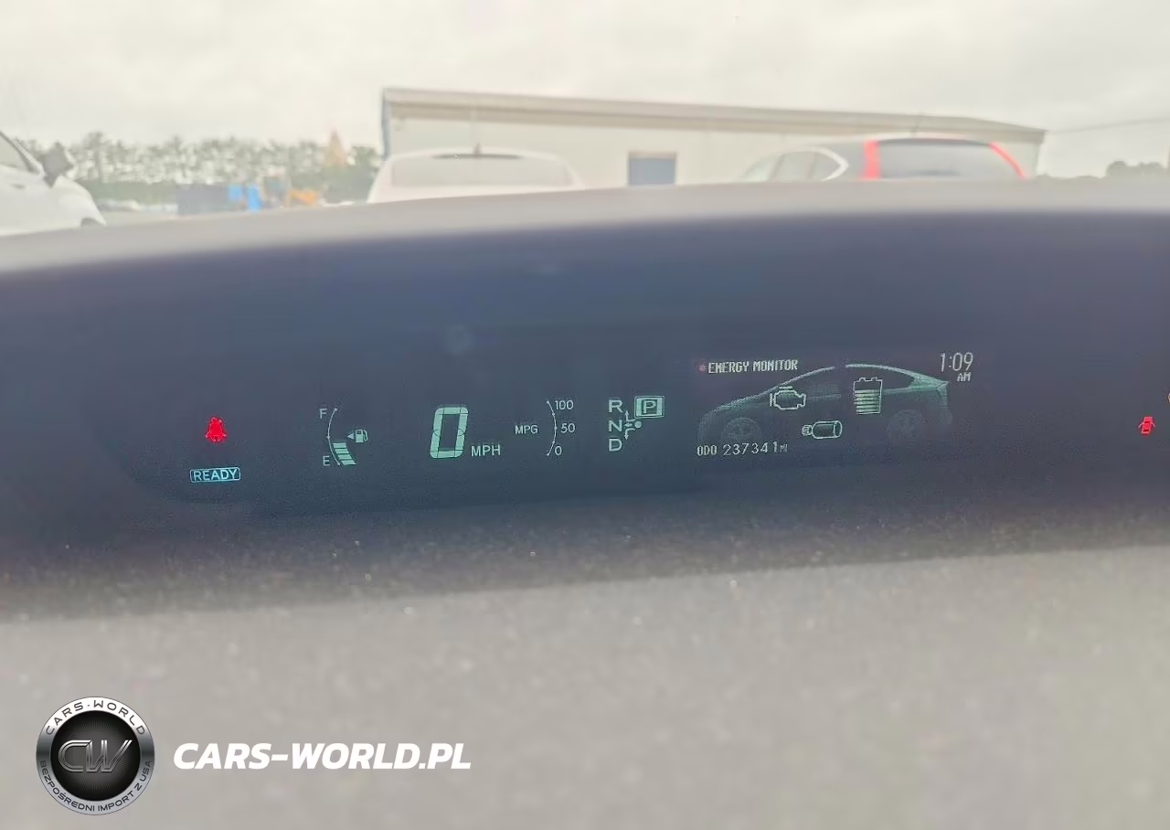 2012 Toyota Prius Three VIN:JTDKN3DU6C1527936 - 9