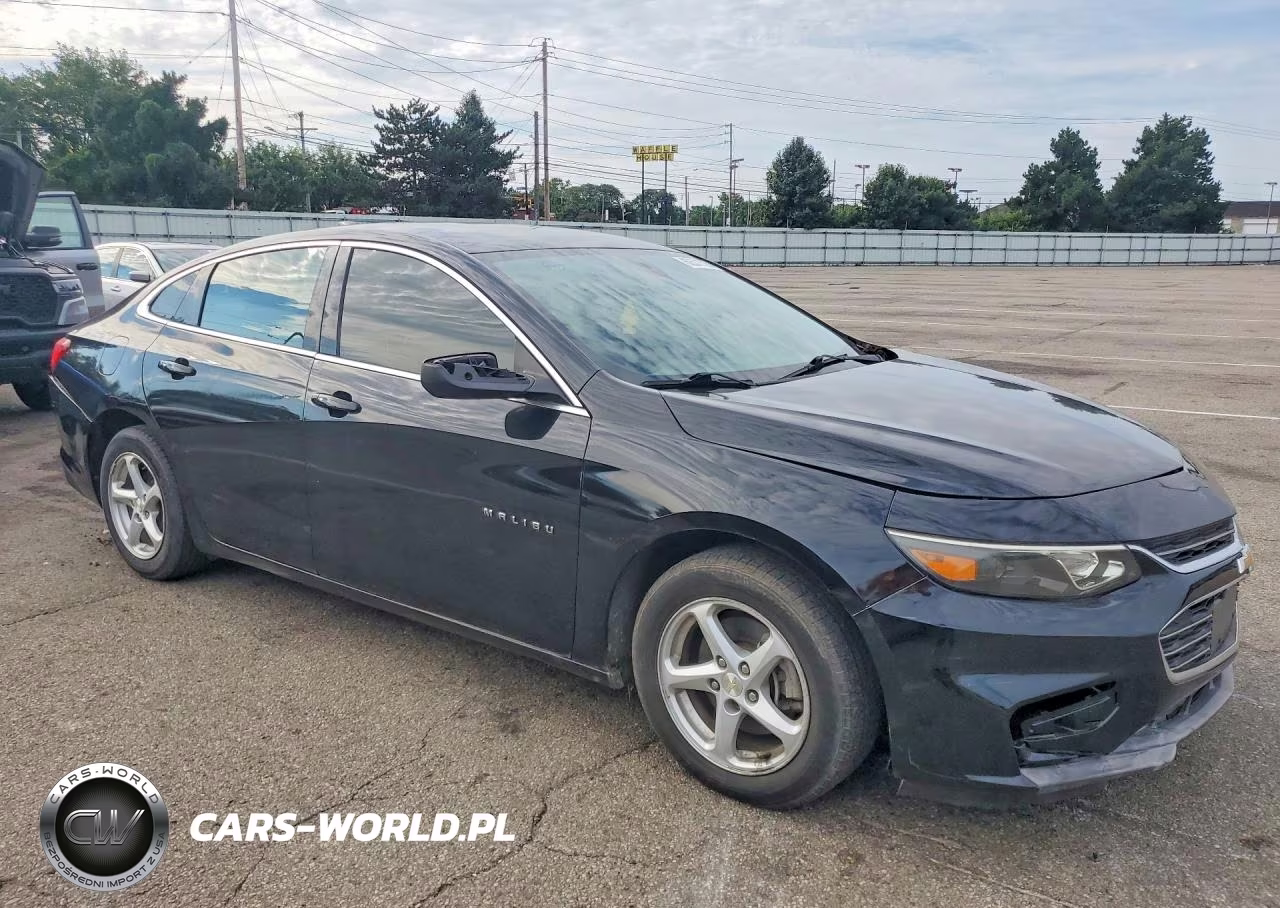 2017 Chevrolet Malibu Ls VIN:1G1ZB5ST1HF148990 - 4