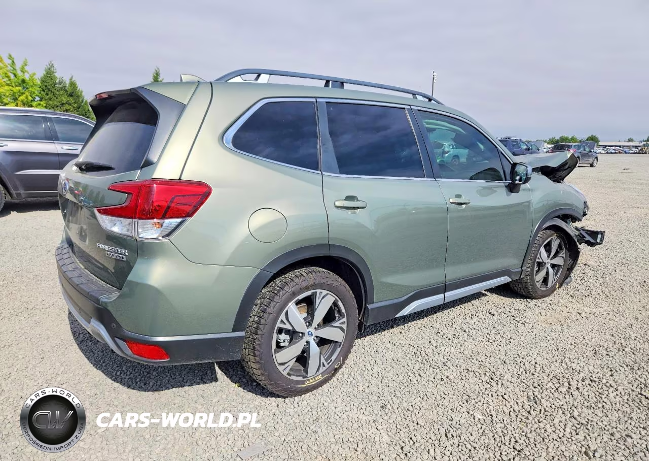2021 Subaru Forester Touring VIN:JF2SKAXC2MH411644 - 3
