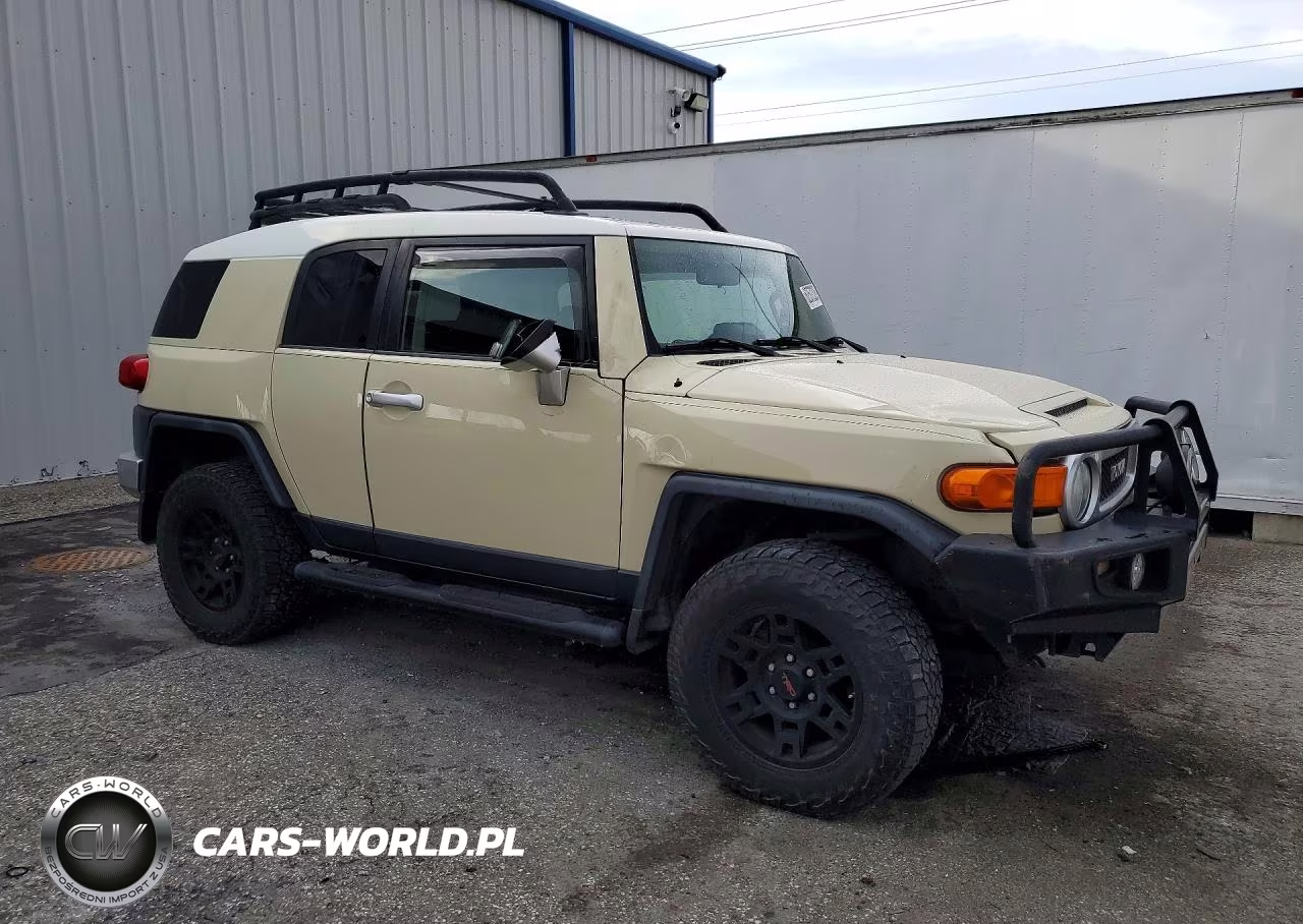 2008 Toyota Fj Cruiser Base VIN:JTEBU11F28K052487 - 4