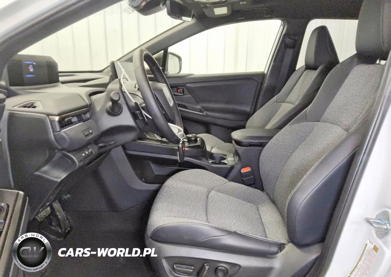 2026 Toyota Bz Xle Plus VIN:JTMBCAEB8TA005364 - 7