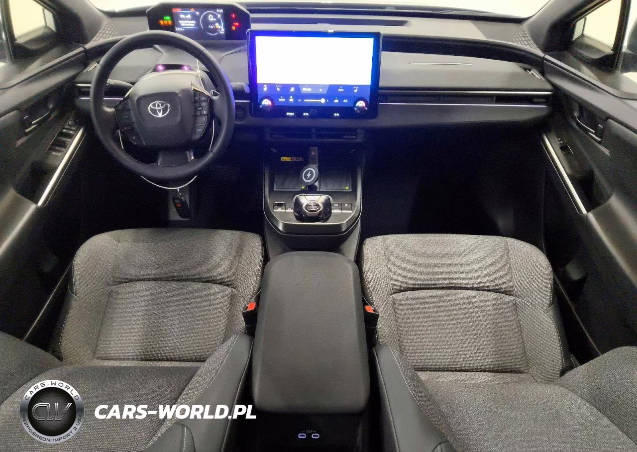 2026 Toyota Bz Xle Plus VIN:JTMBCAEB8TA005364 - 8