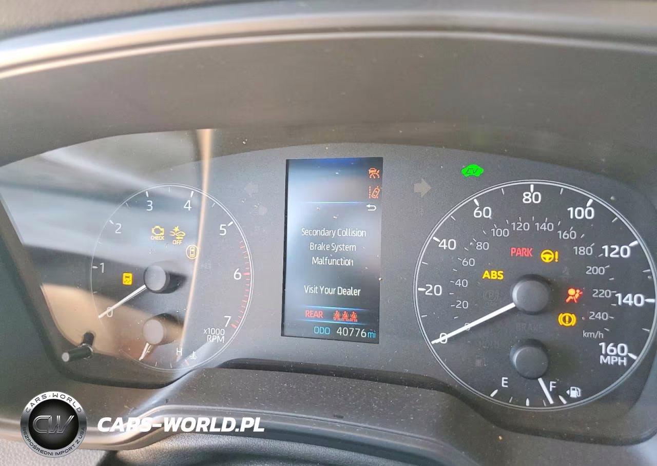 2025 Toyota Corolla VIN:JTDBCMFE6S3076818 - 9
