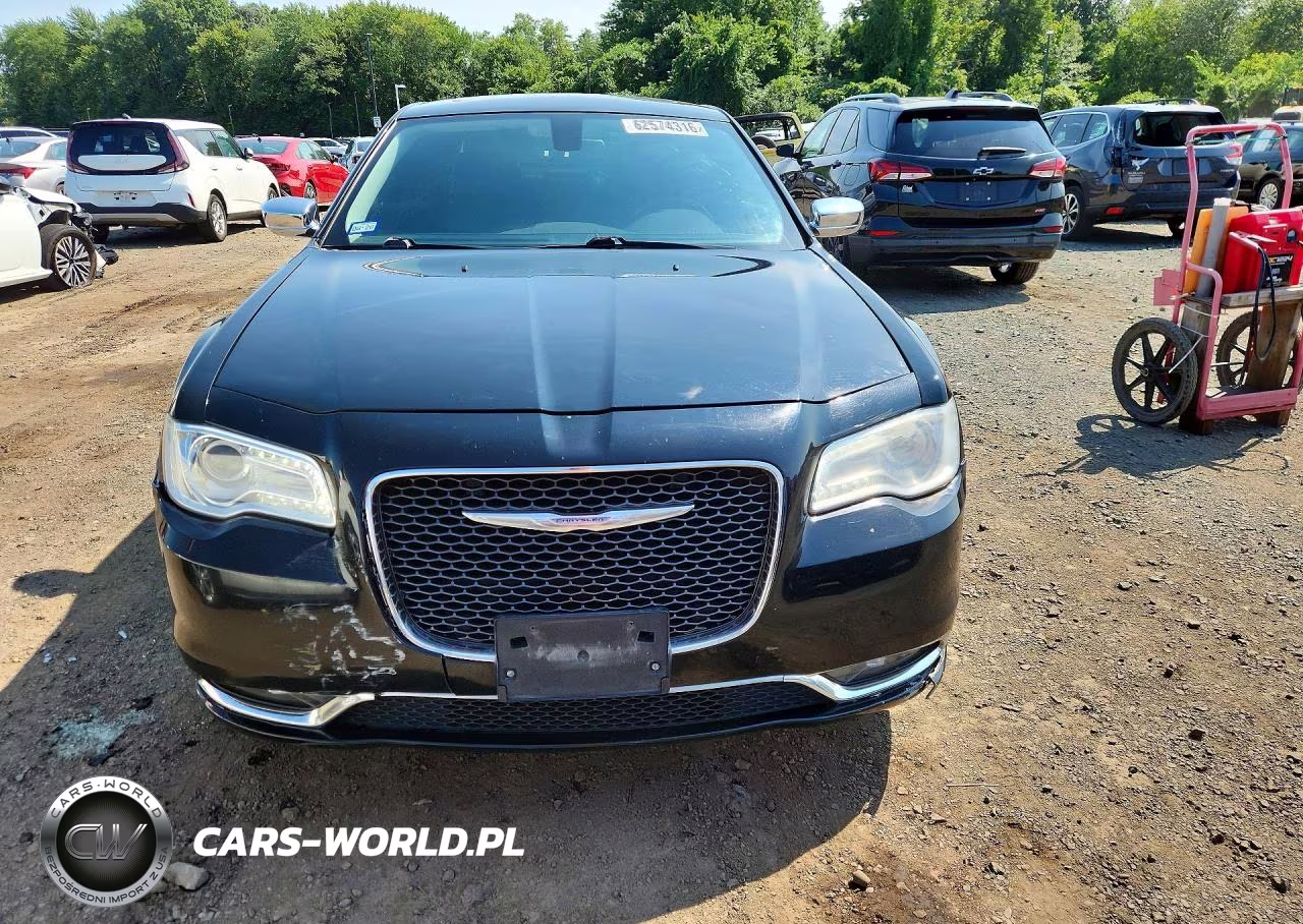 2017 Chrysler 300C VIN:2C3CCAEG2HH564275 - 5