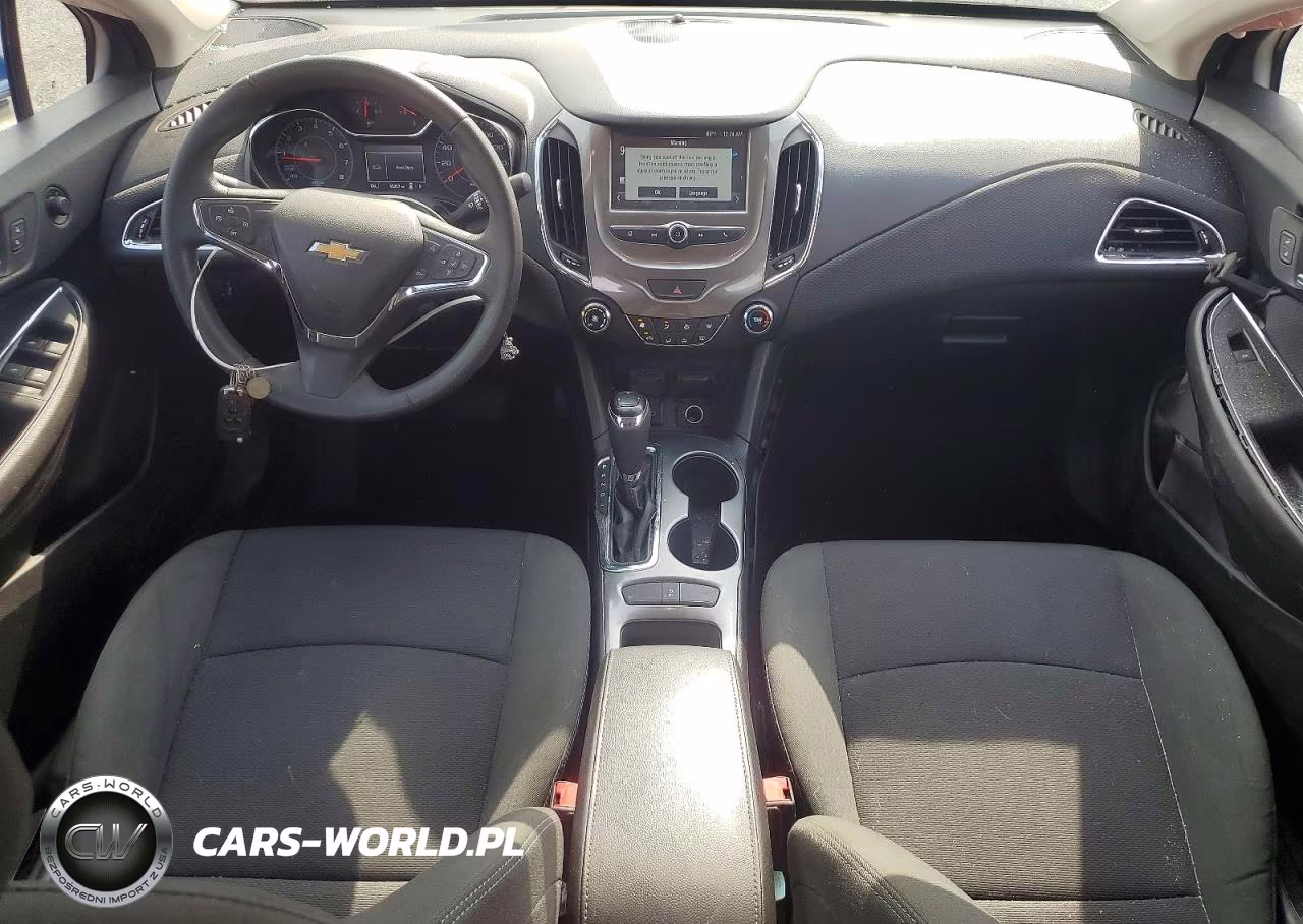 2018 Chevrolet Cruze Lt VIN:1G1BE5SM7J7101142 - 8